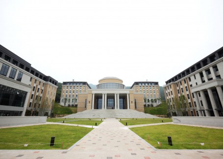 부산외국어대학교 홍보용 이미지